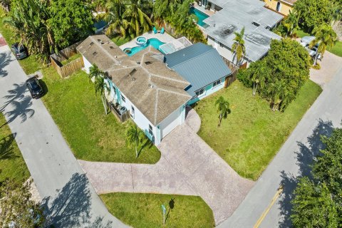 Villa ou maison à vendre à Wilton Manors, Floride: 3 chambres, 167.97 m2 № 1099952 - photo 8