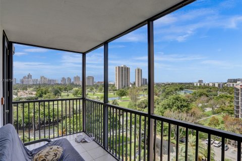 Condo in Aventura, Florida, 2 bedrooms  № 1400324 - photo 2