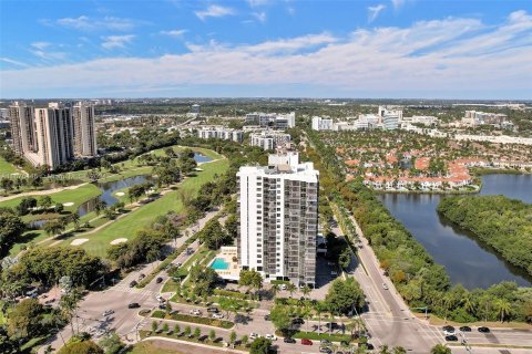 Condo in Aventura, Florida, 2 bedrooms  № 1400324 - photo 30