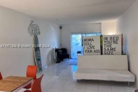 Studio in the Condo in Sunny Isles Beach, Florida  № 1146868 - photo 12