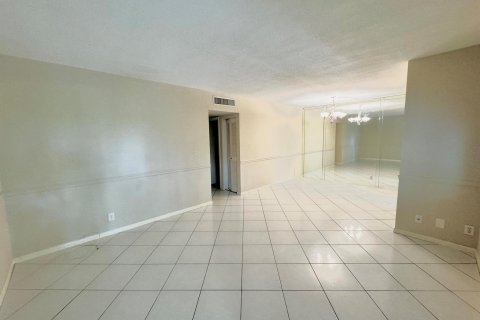 Condo in Boca Raton, Florida, 2 bedrooms  № 1189626 - photo 11