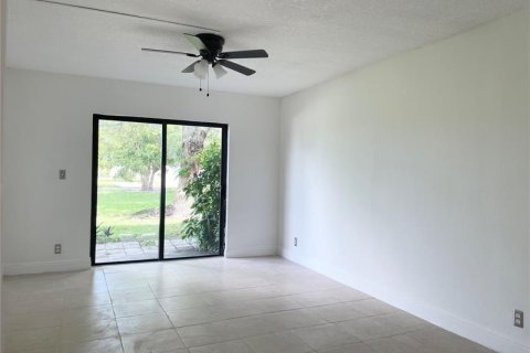 Copropriété à vendre à Pompano Beach, Floride: 2 chambres, 78.5 m2 № 1186979 - photo 14