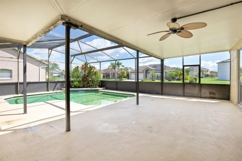 Villa ou maison à vendre à Kissimmee, Floride: 4 chambres, 163.32 m2 № 1350823 - photo 21