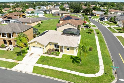 Villa ou maison à vendre à Kissimmee, Floride: 4 chambres, 163.32 m2 № 1350823 - photo 30