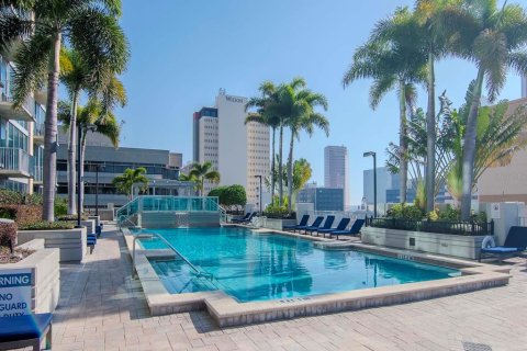 Condo in Tampa, Florida, 1 bedroom  № 1252539 - photo 26