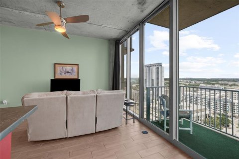 Condo in Tampa, Florida, 1 bedroom  № 1252539 - photo 9