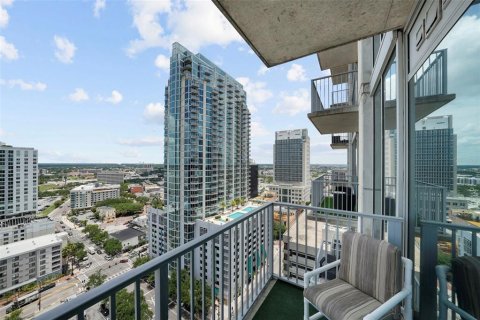 Condo in Tampa, Florida, 1 bedroom  № 1252539 - photo 25