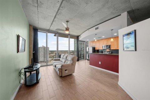 Condo in Tampa, Florida, 1 bedroom  № 1252539 - photo 5