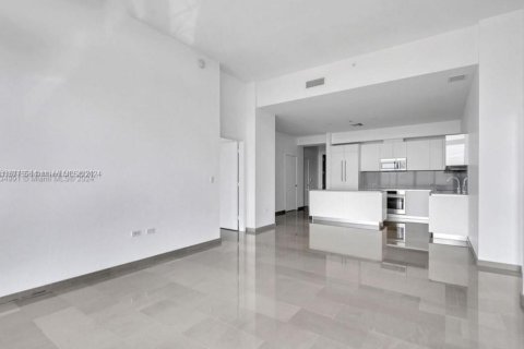 Condo in Miami, Florida, 2 bedrooms  № 1403114 - photo 6