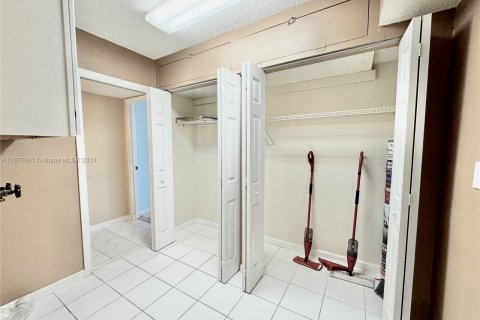 Copropriété à vendre à Tamarac, Floride: 2 chambres, 125.42 m2 № 1403068 - photo 20