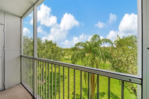 Copropriété à vendre à Pembroke Pines, Floride: 2 chambres, 140 m2 № 1236899 - photo 24