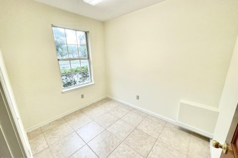 Immobilier commercial à louer à Jacksonville, Floride: 89 m2 № 771391 - photo 10