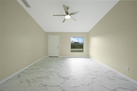 Villa ou maison à vendre à Punta Gorda, Floride: 2 chambres, 96.99 m2 № 1245158 - photo 8