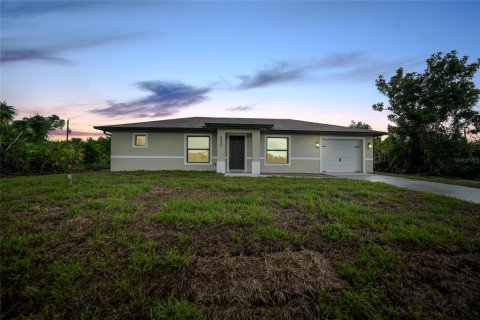 Villa ou maison à vendre à Punta Gorda, Floride: 2 chambres, 96.99 m2 № 1245158 - photo 2