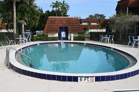 Copropriété à vendre à Royal Palm Beach, Floride: 2 chambres, 97.36 m2 № 940881 - photo 5