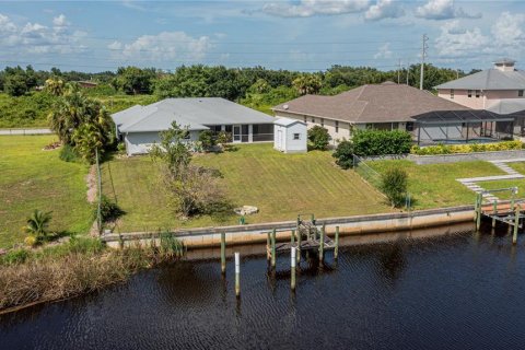 Casa en venta en Punta Gorda, Florida, 4 dormitorios, 215.72 m2 № 1307270 - foto 4