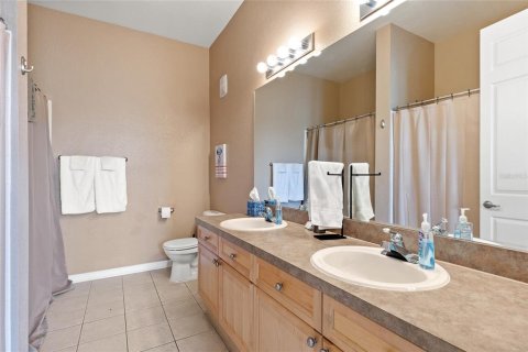 Condo in Davenport, Florida, 2 bedrooms  № 1301801 - photo 25