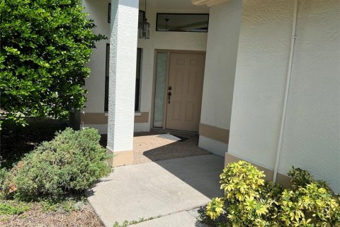 Condo in New Port Richey, Florida, 2 bedrooms  № 1301802 - photo 3