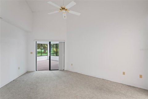 Condo in New Port Richey, Florida, 2 bedrooms  № 1301802 - photo 21