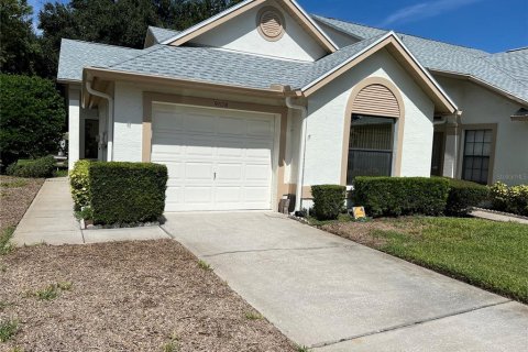 Copropriété à vendre à New Port Richey, Floride: 2 chambres, 137.68 m2 № 1301802 - photo 1