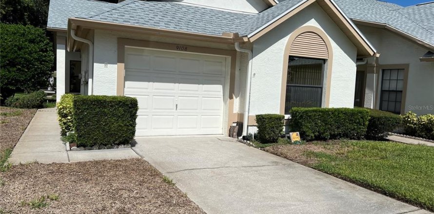 Condo in New Port Richey, Florida, 2 bedrooms  № 1301802