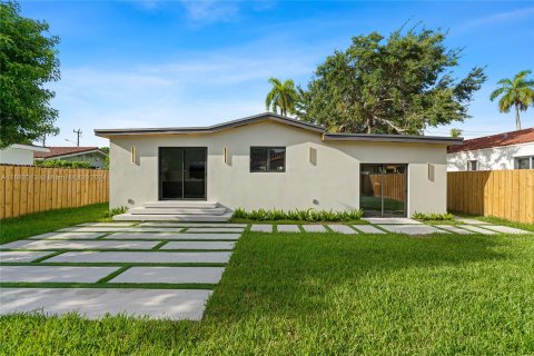 Casa en venta en Miami, Florida, 3 dormitorios № 1413990 - foto 6