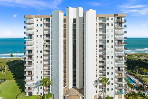 Condominio en venta en Hutchinson Island South, Florida, 3 dormitorios, 175.77 m2 № 860823 - foto 1