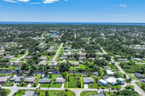 Terreno en venta en Port Charlotte, Florida № 1369971 - foto 2