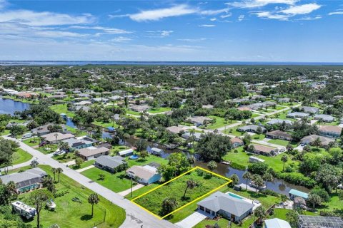 Terreno en venta en Port Charlotte, Florida № 1369971 - foto 3