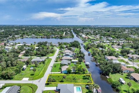 Terreno en venta en Port Charlotte, Florida № 1369971 - foto 4