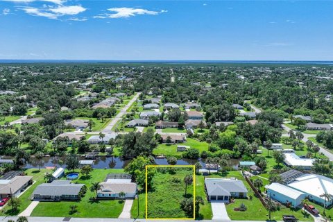 Terreno en venta en Port Charlotte, Florida № 1369971 - foto 8