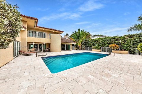 Villa ou maison à vendre à Golden Beach, Floride: 4 chambres, 364.18 m2 № 822370 - photo 19