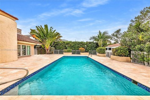 Villa ou maison à vendre à Golden Beach, Floride: 4 chambres, 364.18 m2 № 822370 - photo 20