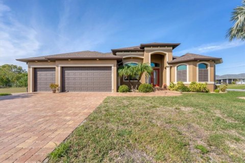 Casa en venta en Port Charlotte, Florida, 3 dormitorios, 195.47 m2 № 992346 - foto 8