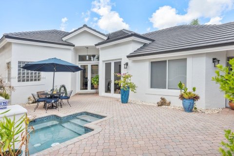 Casa en venta en Miami, Florida, 4 dormitorios, 226.5 m2 № 1282584 - foto 4