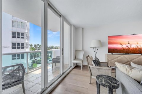 Condominio en venta en Miami Beach, Florida, 1 dormitorio, 85.66 m2 № 1291197 - foto 9