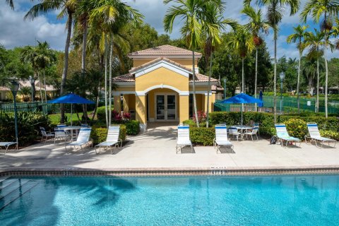 Villa ou maison à vendre à Coconut Creek, Floride: 3 chambres, 181.72 m2 № 924524 - photo 1