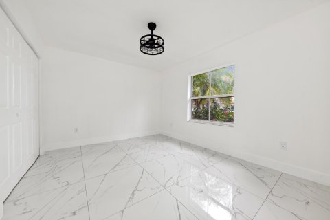 Casa en venta en Coconut Creek, Florida, 3 dormitorios, 181.72 m2 № 924524 - foto 4