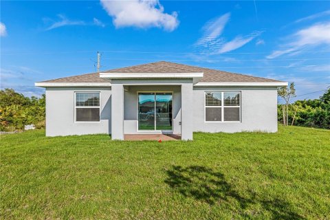 Villa ou maison à vendre à Port Charlotte, Floride: 3 chambres, 129.04 m2 № 441865 - photo 28