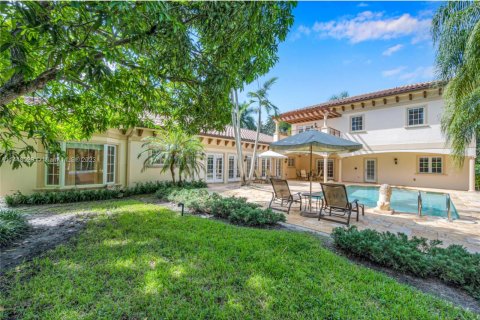Villa ou maison à vendre à Pinecrest, Floride: 5 chambres, 374.4 m2 № 944365 - photo 24