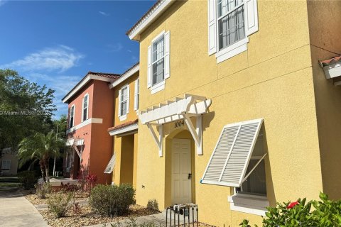 Townhouse in Kissimmee, Florida 3 bedrooms № 1345631 - photo 21