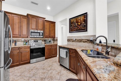 Casa en alquiler en Coral Springs, Florida, 3 dormitorios, 142.88 m2 № 1345590 - foto 14