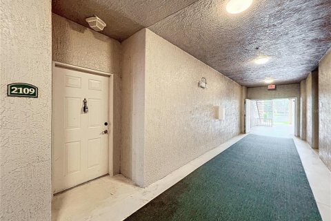 Copropriété à vendre à Orlando, Floride: 2 chambres, 102.84 m2 № 1133677 - photo 2