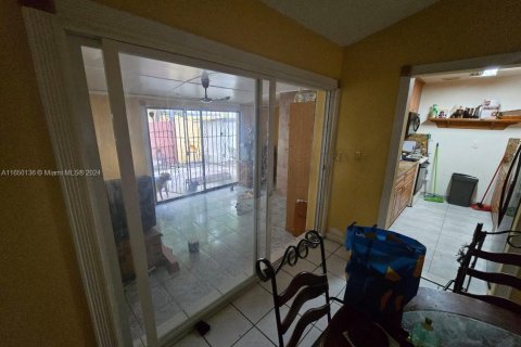 Adosado en venta en Miami, Florida, 3 dormitorios, 100.61 m2 № 1351878 - foto 6