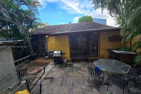 Adosado en venta en Miami, Florida, 3 dormitorios, 100.61 m2 № 1351878 - foto 9