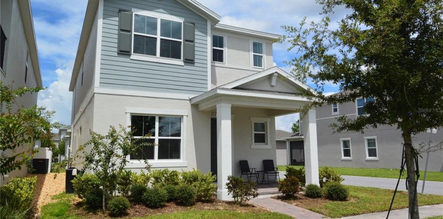 House in Winter Garden, Florida 4 bedrooms, 226.68 sq.m. № 1356346