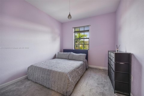 Adosado en venta en Margate, Florida, 3 dormitorios, 126.63 m2 № 1098365 - foto 17