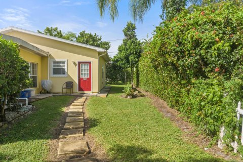 Casa en venta en Vero Beach, Florida, 4 dormitorios, 193.79 m2 № 882555 - foto 24