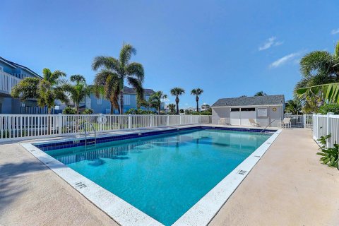 Touwnhouse à vendre à Hutchinson Island South, Floride: 3 chambres, 163.51 m2 № 924022 - photo 6