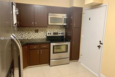 Condominio en venta en Aventura, Florida, 2 dormitorios, 98.29 m2 № 822534 - foto 1